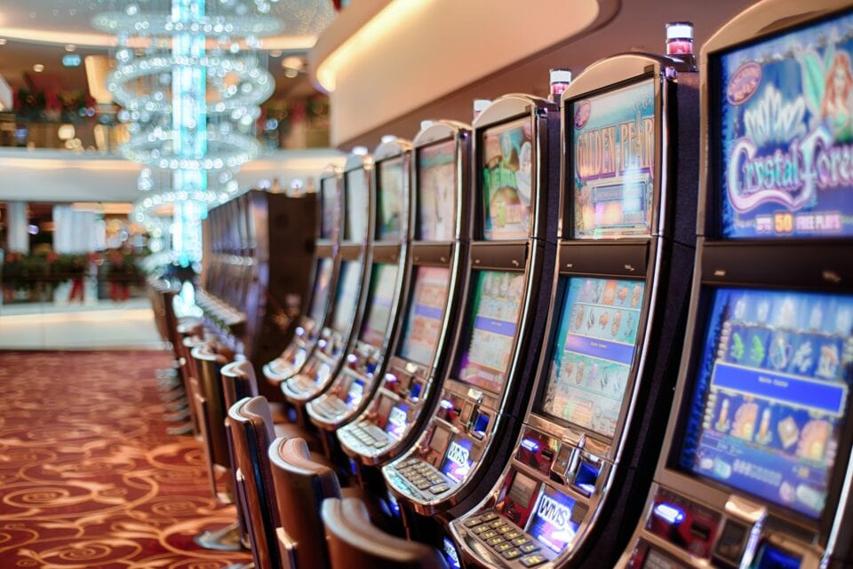 Casino games earn real money